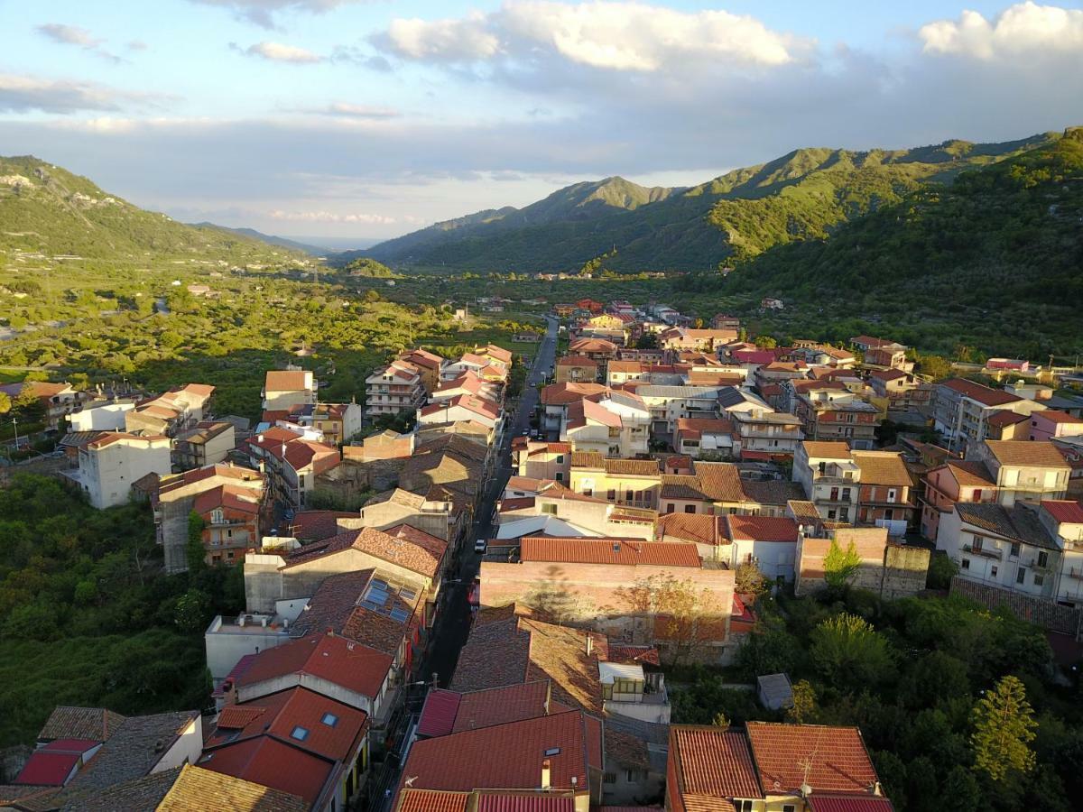 Casa Catena Francavilla di Sicilia Eksteriør billede