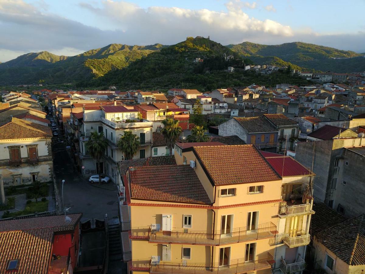 Casa Catena Francavilla di Sicilia Eksteriør billede