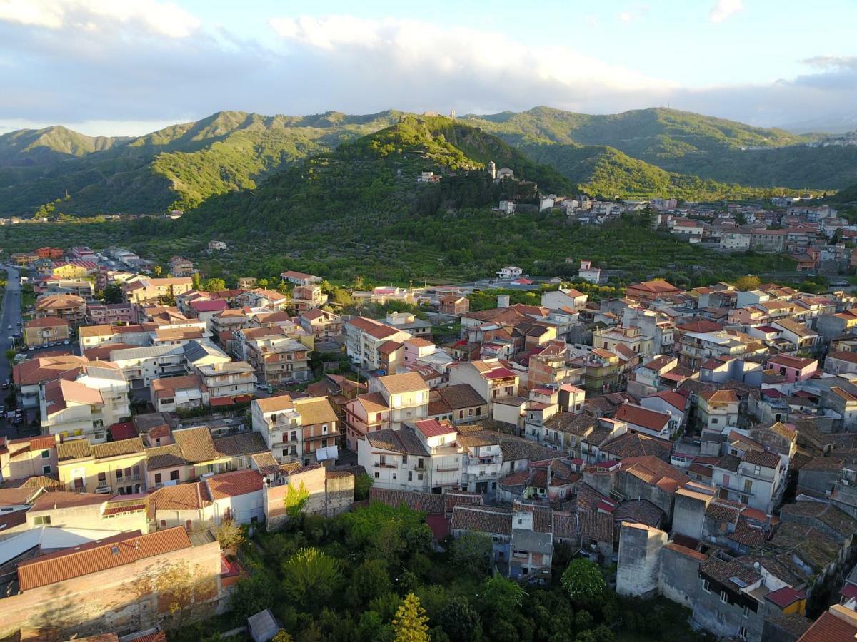 Casa Catena Francavilla di Sicilia Eksteriør billede
